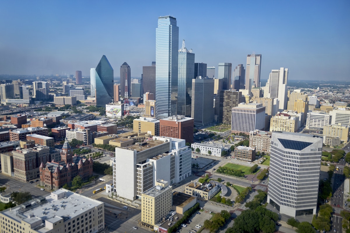 Dallas downtown skyline featuring Reunion Tower at twilight